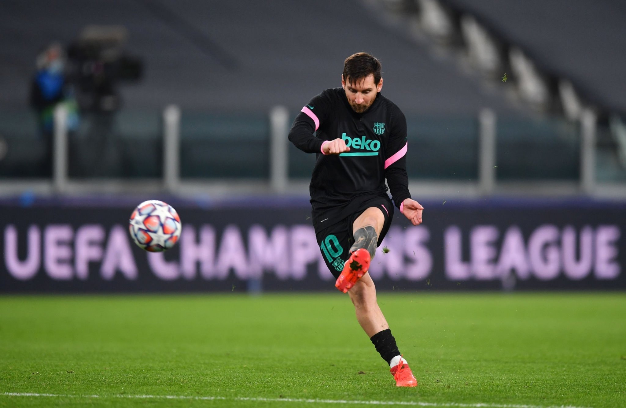 让广州富力 让广州富力